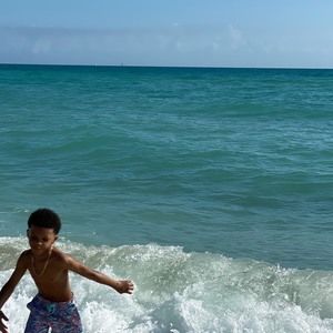 Meet your Posher, Chloe